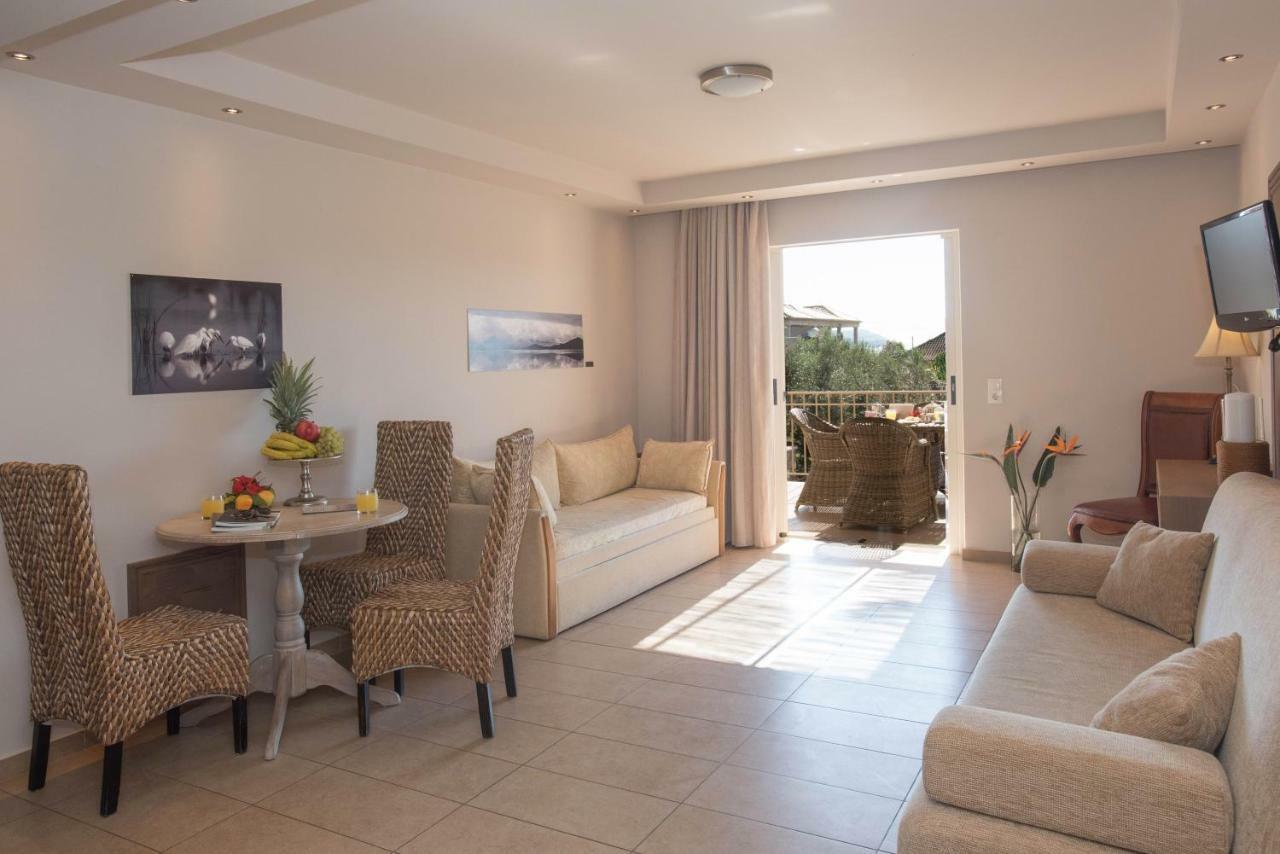 Zoe Seaside Resort Gialova Luaran gambar